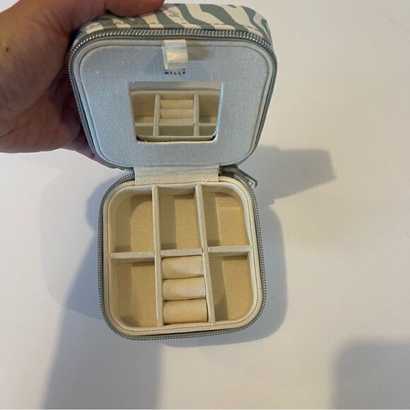 Milly teal & white zebra print travel size zip up jewelry case - Picture 5 of 5